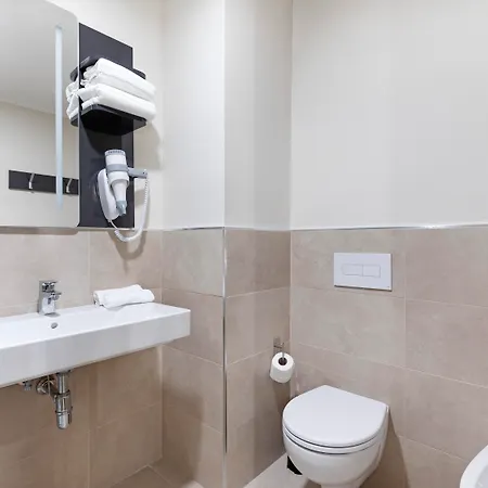 Roma Aeroporto Fiera 1 Hotel 3*